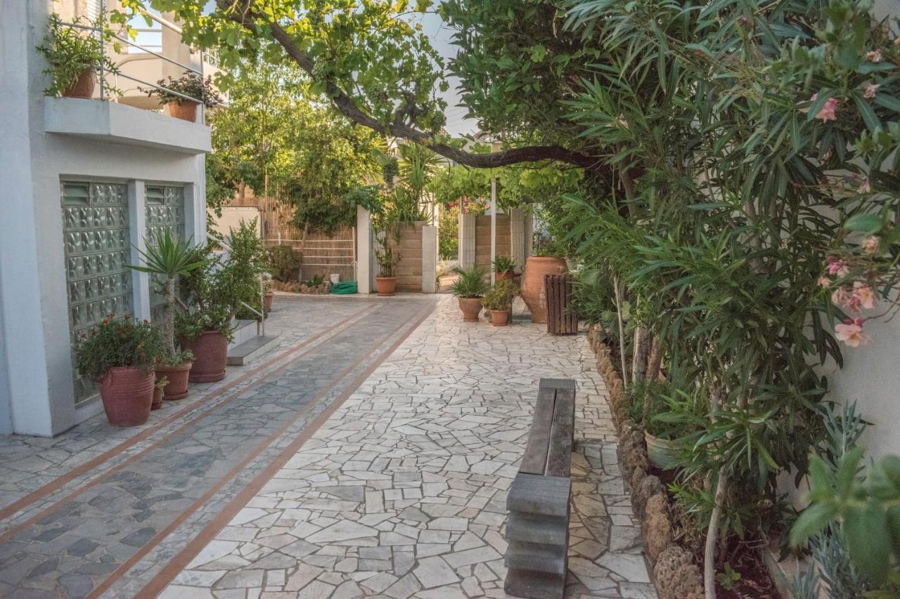 Stefanie Studios Agia Marina Dış mekan fotoğraf